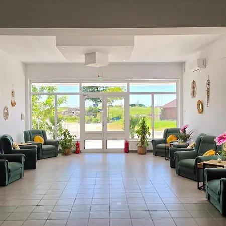 Hotel Cerna Saturn